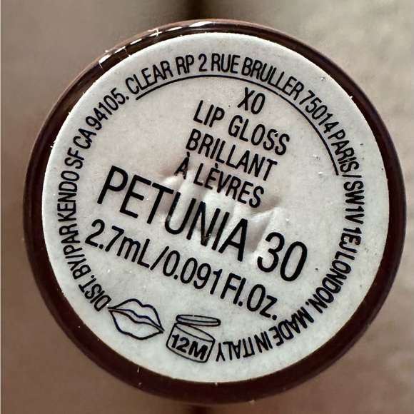 KVD Beauty | XO Lip Gloss in Petunia 30 - 2.7ml. 0.091fl.oz - Picture 5 of 10